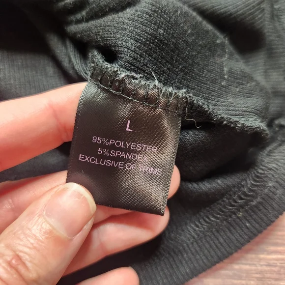 Faded Rose Angel Y2K Black Long Sleeve Crop Polo Shirt - Picture 7 of 9